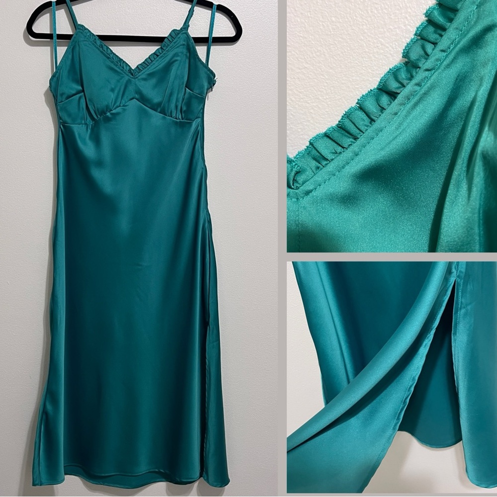 NWOT emerald green satin dress size small